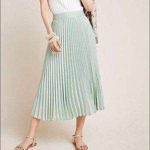 Anthropologie Pleated Midi Seafoam Skirt size 8